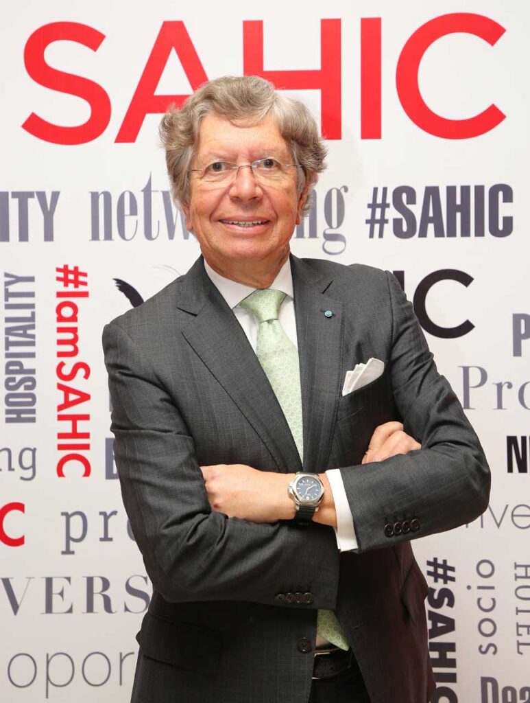 ARTURO GARCÍA ROSA
President & Founder Grupo SAHIC