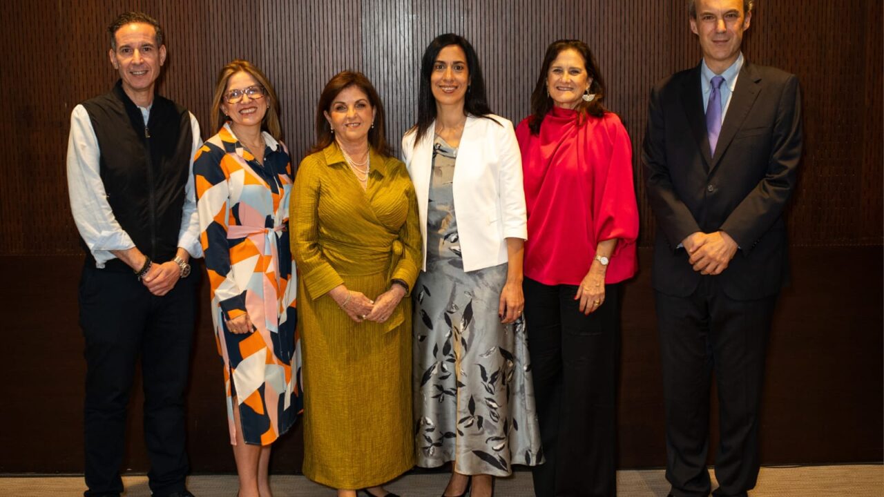 CANATUR – Maritza Montero elegida primera presidenta.
